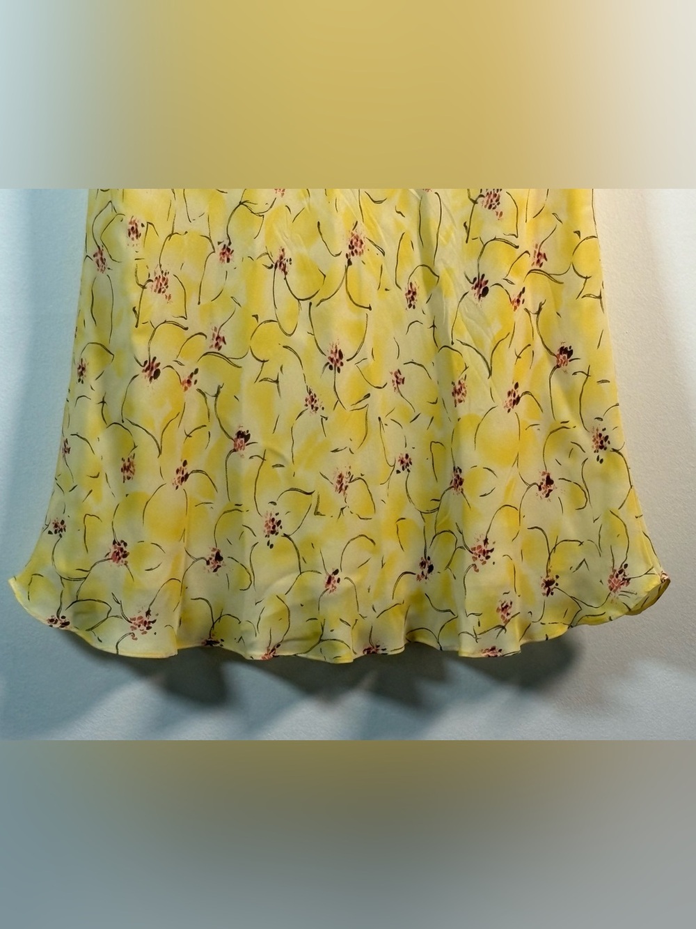 Ann Taylor 100% Silk Yellow Floral Midi Skirt Fluted Hem Size 6 - Picture 11 of 11